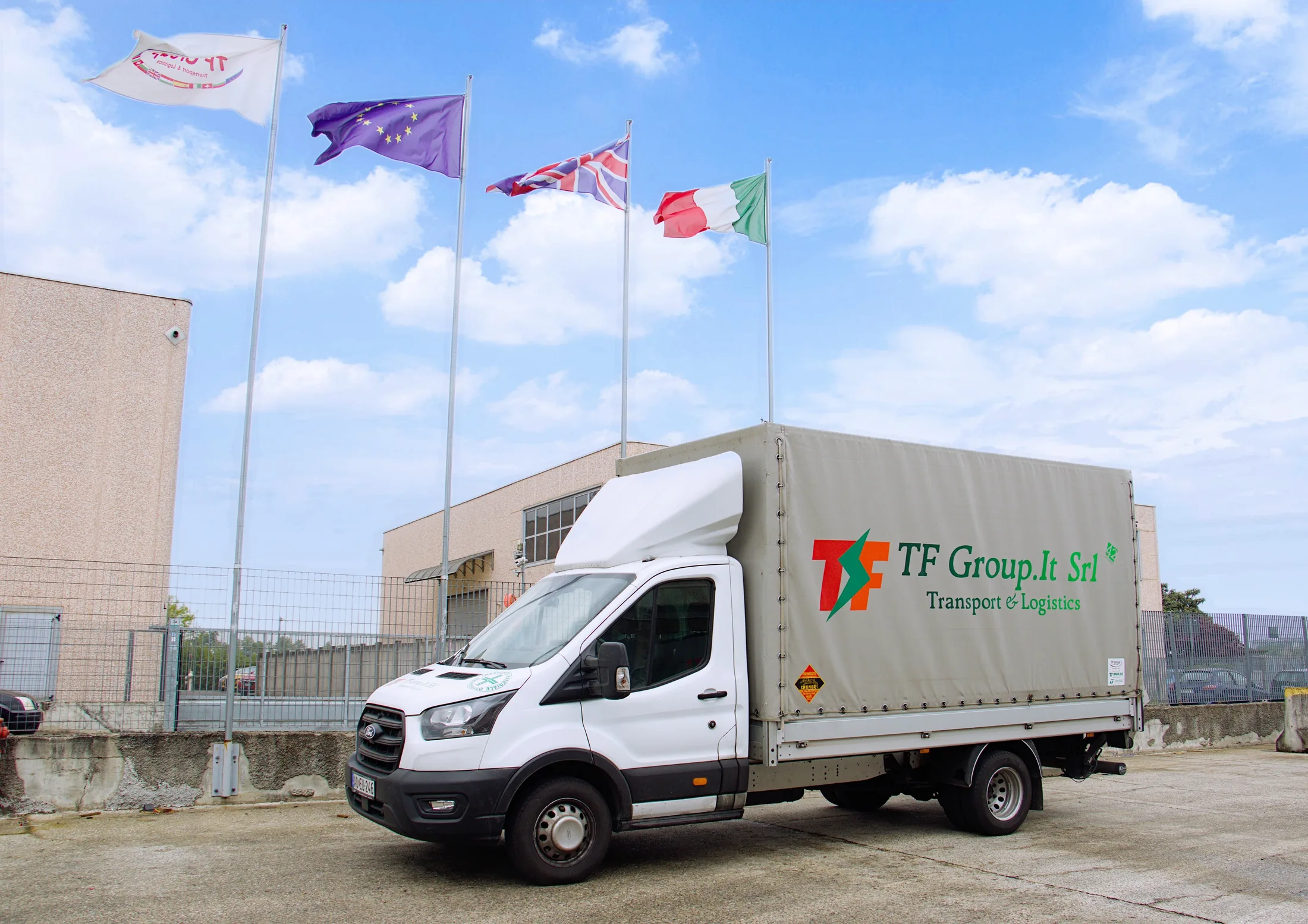 Mezzo TF Group davanti agli hub operativi
